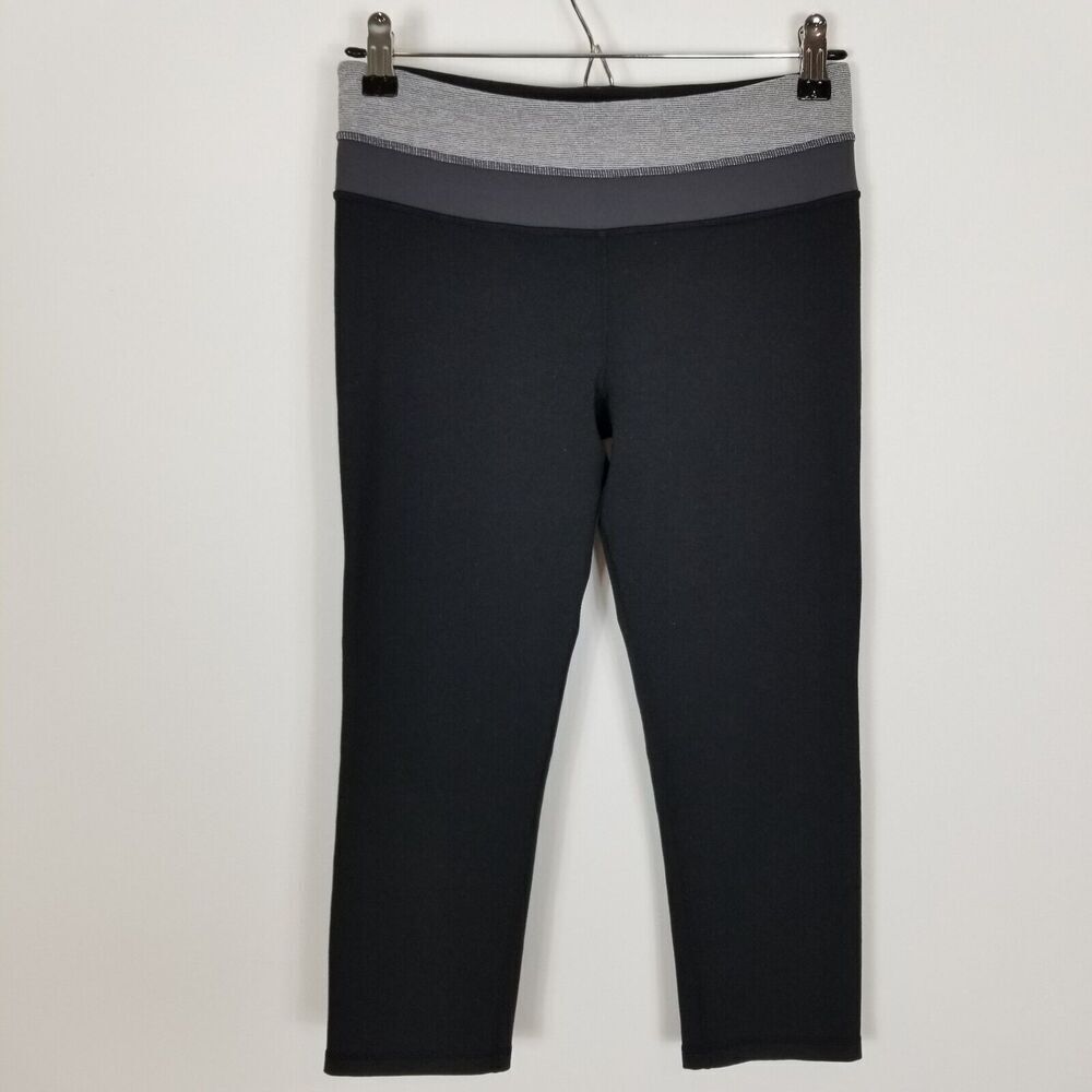 Lululemon Women Cropped Leggings Pants Size 6 Black Elastic Waist‎ Yoga Athletic